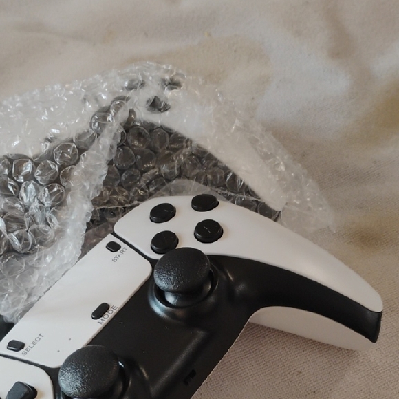 PS4 Controller For $30!! - Picture 5 of 10